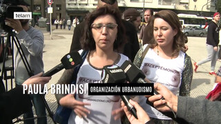 3. Un grupo de mujeres se desnudó para promover la tolerancia en Plaza Congreso