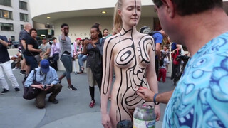 5. BODY PAINTING : CHARMING