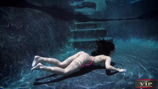 7. Underwater photoshoot