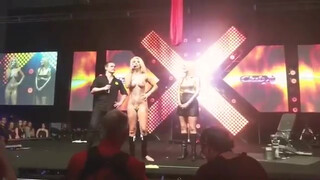 10. Sexpo Strip Action @0:51