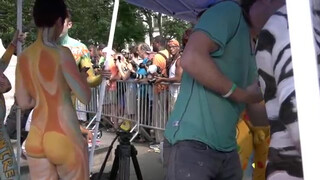 4. NYC Body Painting Day 2018: Peachy Peach Cam