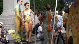 2. NYC Body Painting Day 2018: Peachy Peach Cam