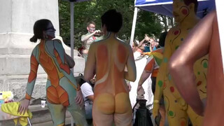 3. NYC Body Painting Day 2018: Peachy Peach Cam