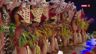 7. Tahiti dance nipple (right)