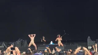 4. Peaches - Fuck the Pain Away - Live - Riot Fest - Chicago, IL - 9/16/17