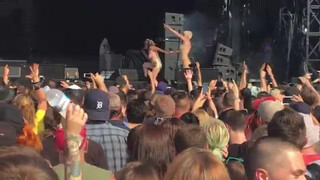 6. Peaches - Fuck the Pain Away - Live - Riot Fest - Chicago, IL - 9/16/17