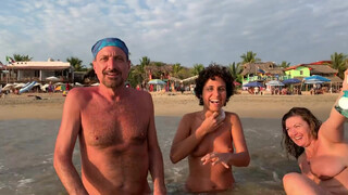 7. 0:33-My experience at the Zipolite Festival 2019 - YouTube