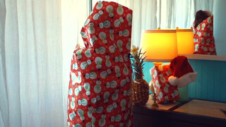 4. Unwrap Your body for Christmas Gift!