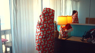 5. Unwrap Your body for Christmas Gift!