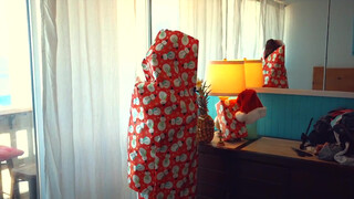 7. Unwrap Your body for Christmas Gift!