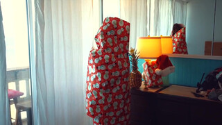 3. Unwrap Your body for Christmas Gift!