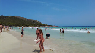 Beach walk | Cala Agulla | Mallorca 4K [3:17 5:13 5:53 7:33 8:32]