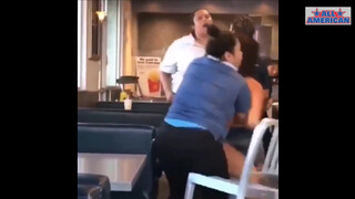 6. GRAPHIC:McDonald’s Employee Got Into A Brutal Fight With A Customer Over Milkshake