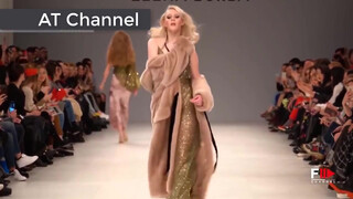 4. Fashion Show Models_No Bra Compilation – Starting at 0:20