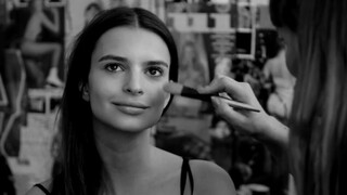 2. Emily Ratajkowski is the hottest bitch on the planet.