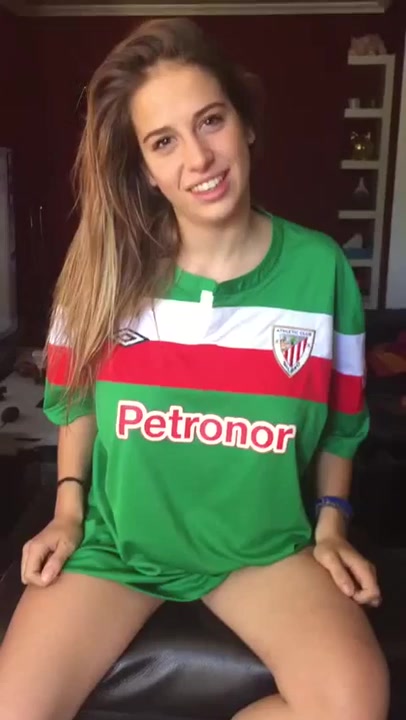 Spanish Girl With Amazing Tits Nude Video On Youtube